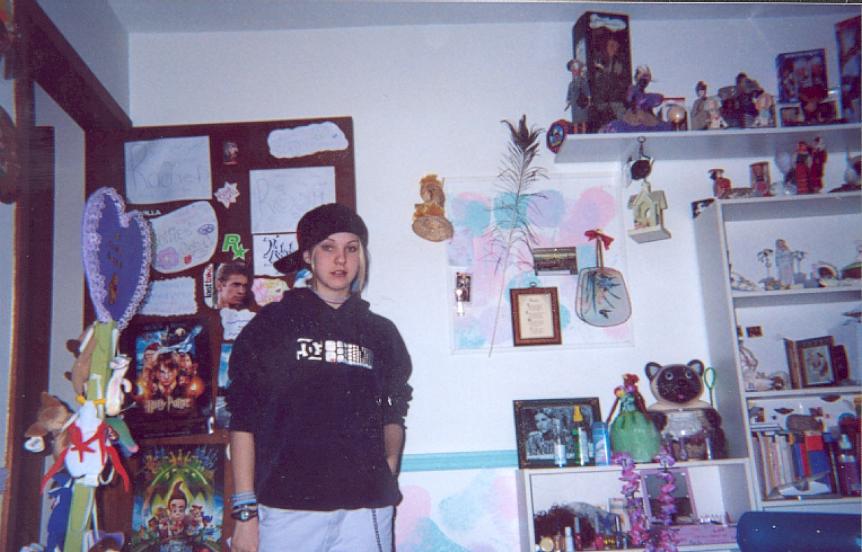 ma_pose1.jpg